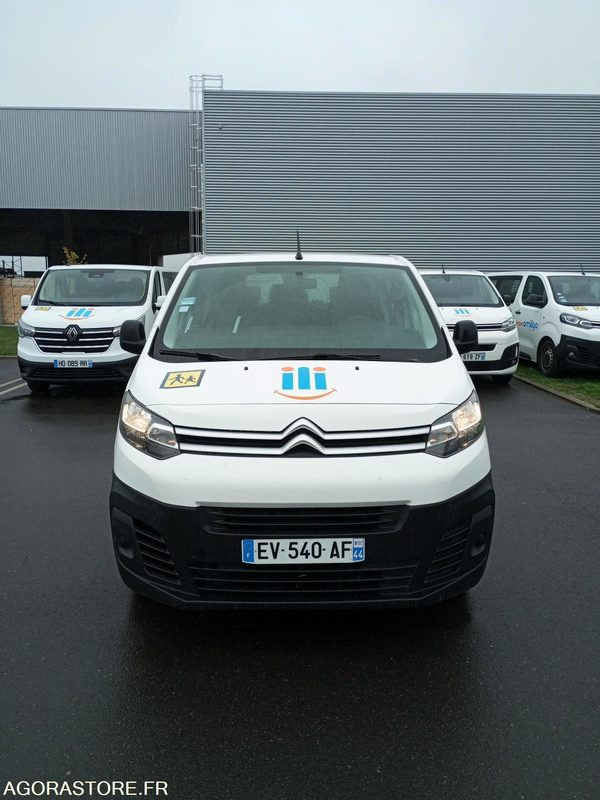 EV-540-AF - Roulant - CITROEN JUMPY SPACE TOURER - VP - 244 901 Kms - Микробус, Пътнически бус: снимка 5 EV-540-AF - Roulant - CITROEN JUMPY SPACE TOURER - VP - 244 901 Kms - Микробус, Пътнически бус: снимка 5