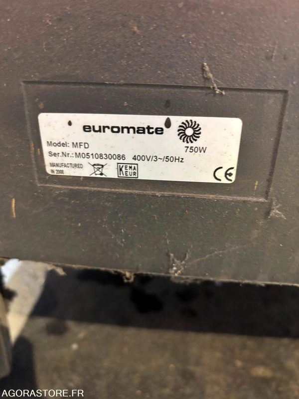 EXTRACTEUR MOBILE DE FUMEES DE SOUDAGE A FILTRE AMOVIBLE - EUROMATE MFD - Инструмент/ Оборудване: снимка 2 EXTRACTEUR MOBILE DE FUMEES DE SOUDAGE A FILTRE AMOVIBLE - EUROMATE MFD - Инструмент/ Оборудване: снимка 2