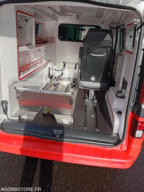 EY-676-MY - Non Roulant - RENAULT TRAFIC - VASP - 321 000 Kms - Линейка: снимка 5 EY-676-MY - Non Roulant - RENAULT TRAFIC - VASP - 321 000 Kms - Линейка: снимка 5