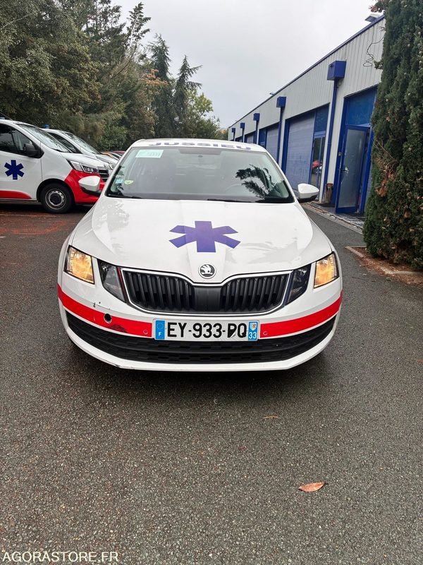 EY-933-PQ - Roulant - SKODA OCTAVIA - VP - 320 000 Kms - Лек автомобил: снимка 2 EY-933-PQ - Roulant - SKODA OCTAVIA - VP - 320 000 Kms - Лек автомобил: снимка 2