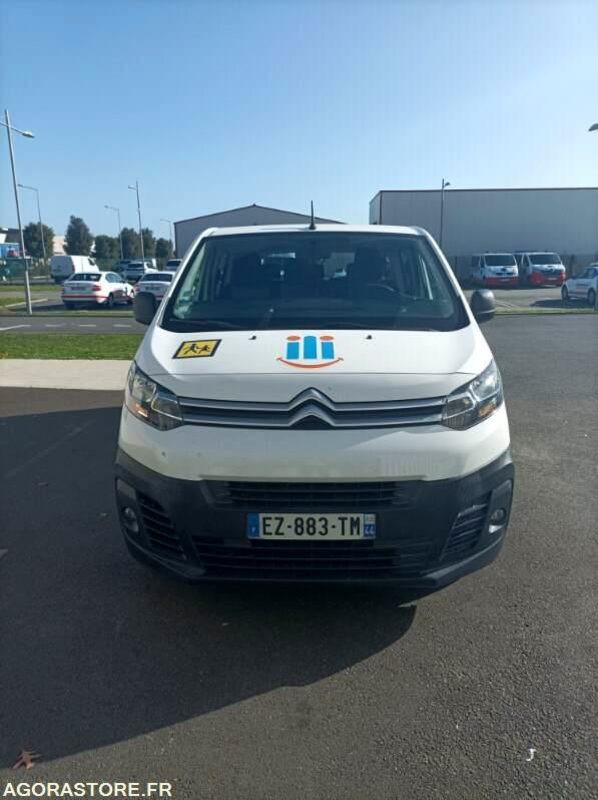 EZ-883-TM - Roulant - CITROEN JUMPY SPACE TOURER - VP - 261 461 Kms - Микробус, Пътнически бус: снимка 2 EZ-883-TM - Roulant - CITROEN JUMPY SPACE TOURER - VP - 261 461 Kms - Микробус, Пътнически бус: снимка 2