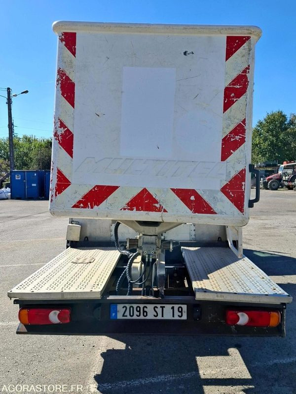 Elévateur à Nacelle 160 ALU CABSTAR sur châssis NISSAN <3.5T H.16M - 2007 - Автовишка: снимка 4 Elévateur à Nacelle 160 ALU CABSTAR sur châssis NISSAN <3.5T H.16M - 2007 - Автовишка: снимка 4