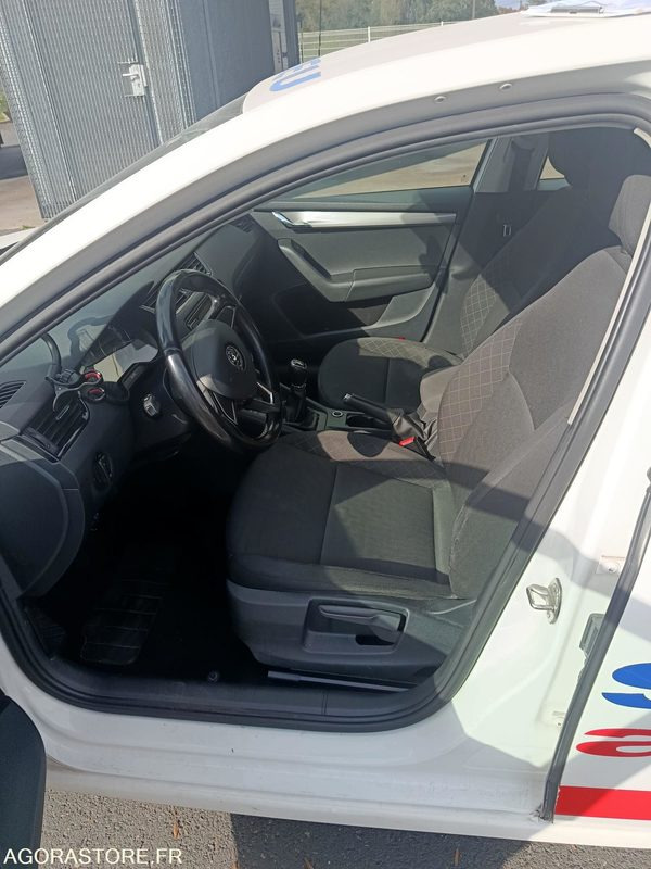 FB-732-ZZ - Non Roulant - SKODA OCTAVIA - VP - 309 757 Kms - Лек автомобил: снимка 5 FB-732-ZZ - Non Roulant - SKODA OCTAVIA - VP - 309 757 Kms - Лек автомобил: снимка 5