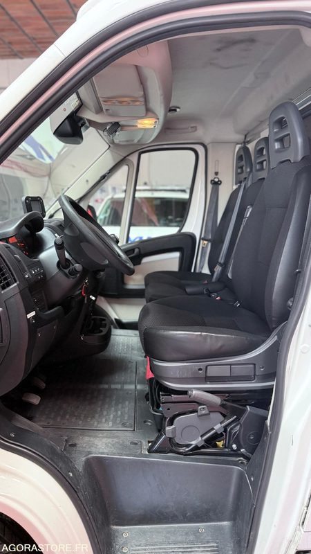 FE-314-MR - Roulant - PEUGEOT BOXER - SMUR - L3H2 - PTAC 4T - 156 440 Kms - Товарен бус: снимка 4 FE-314-MR - Roulant - PEUGEOT BOXER - SMUR - L3H2 - PTAC 4T - 156 440 Kms - Товарен бус: снимка 4