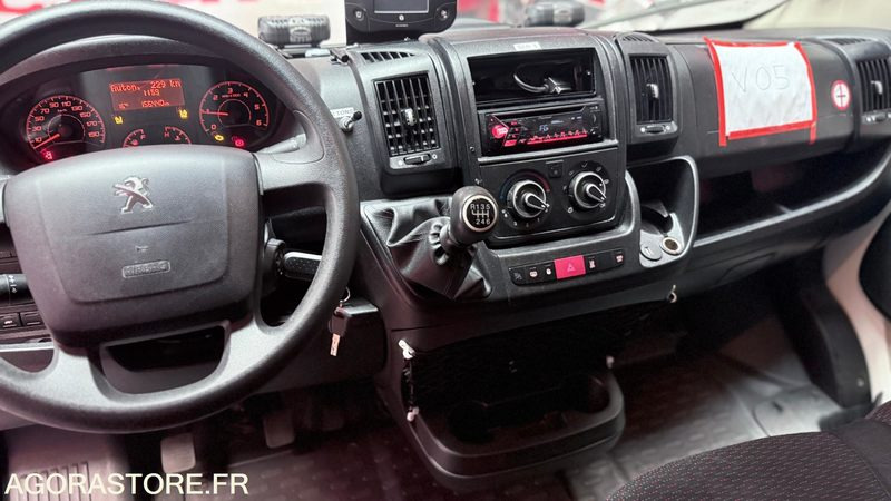 FE-314-MR - Roulant - PEUGEOT BOXER - SMUR - L3H2 - PTAC 4T - 156 440 Kms - Товарен бус: снимка 5 FE-314-MR - Roulant - PEUGEOT BOXER - SMUR - L3H2 - PTAC 4T - 156 440 Kms - Товарен бус: снимка 5