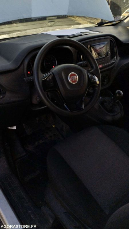 FIAT DOBLO CARGO MAXI - 2017 - 133644KM - EN008HN - Малък ван: снимка 3 FIAT DOBLO CARGO MAXI - 2017 - 133644KM - EN008HN - Малък ван: снимка 3
