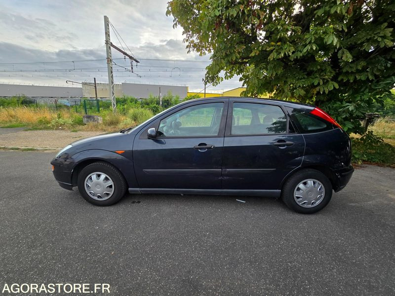 FORD FOCUS 1.6 - ESSENCE - 158 000 KM - Лек автомобил: снимка 1 FORD FOCUS 1.6 - ESSENCE - 158 000 KM - Лек автомобил: снимка 1