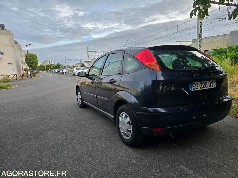FORD FOCUS 1.6 - ESSENCE - 158 000 KM - Лек автомобил: снимка 2 FORD FOCUS 1.6 - ESSENCE - 158 000 KM - Лек автомобил: снимка 2