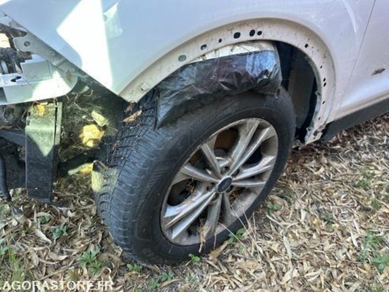FORD KUGA - 2017 - 141603KM - ES827GG - Джип: снимка 3 FORD KUGA - 2017 - 141603KM - ES827GG - Джип: снимка 3