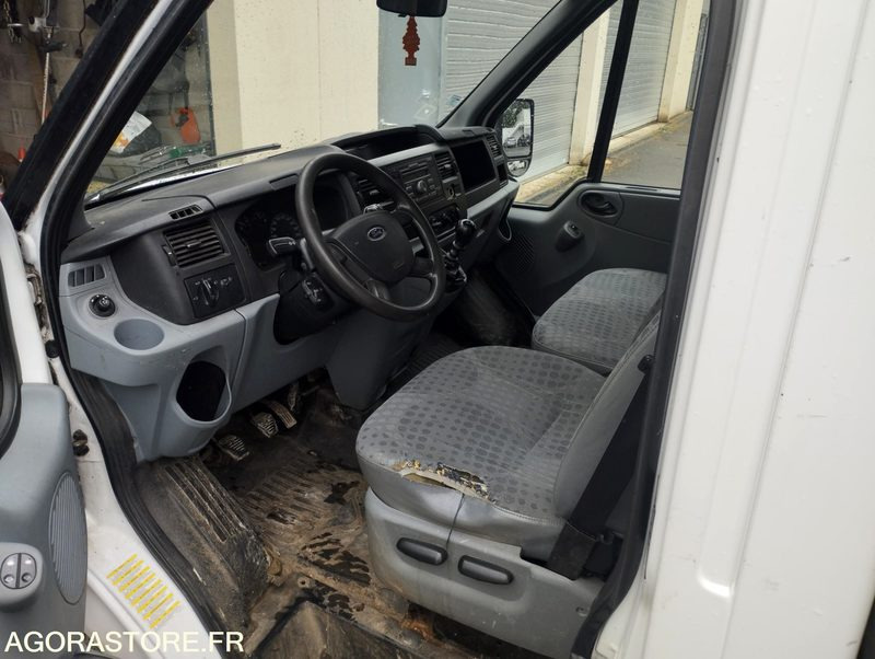 FORD TRANSIT TDCI 115 - Бус самосвал: снимка 4 FORD TRANSIT TDCI 115 - Бус самосвал: снимка 4