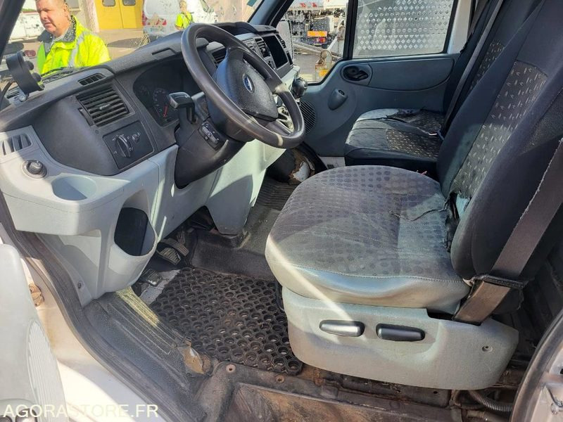 FORD transit avec système ampirol (sans contrôle technique) - Бус самосвал: снимка 4 FORD transit avec système ampirol (sans contrôle technique) - Бус самосвал: снимка 4