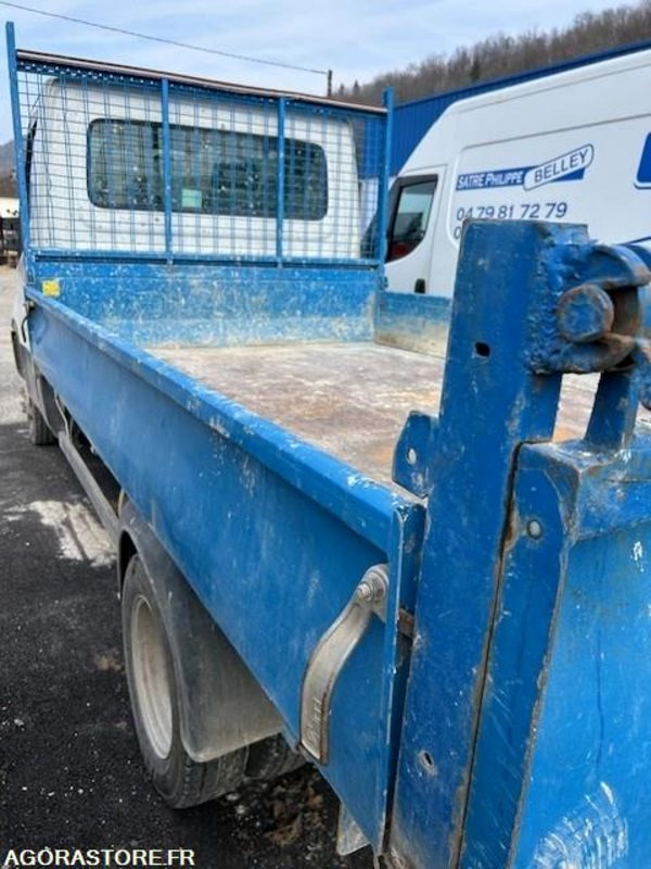 FOURGON BENNE 3.5 T IVECO DAILY 35-150 2018 120 000 KM - Бус самосвал: снимка 4 FOURGON BENNE 3.5 T IVECO DAILY 35-150 2018 120 000 KM - Бус самосвал: снимка 4