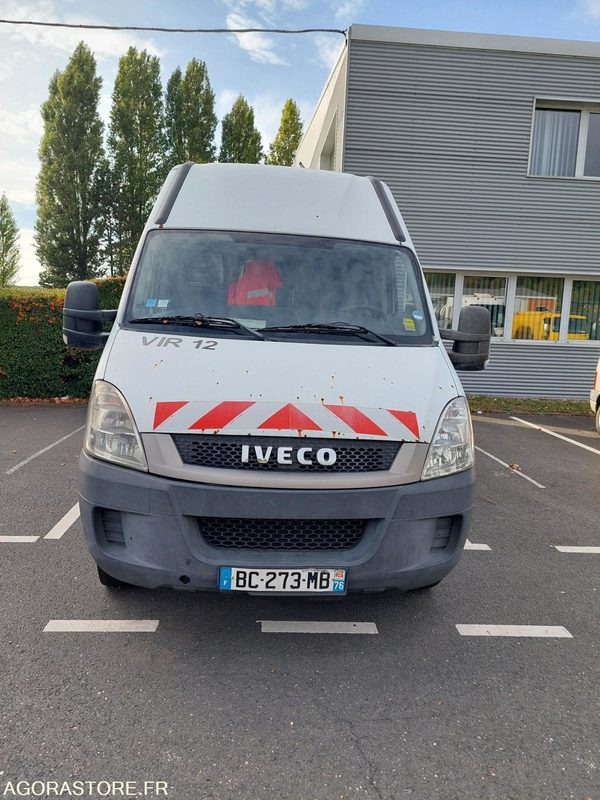 FOURGON IVECO AVEC GROUPE HP 371482 KMS / BC273MB (VENTE EXPORT UNIQUEMENT) - Товарен бус: снимка 1 FOURGON IVECO AVEC GROUPE HP 371482 KMS / BC273MB (VENTE EXPORT UNIQUEMENT) - Товарен бус: снимка 1