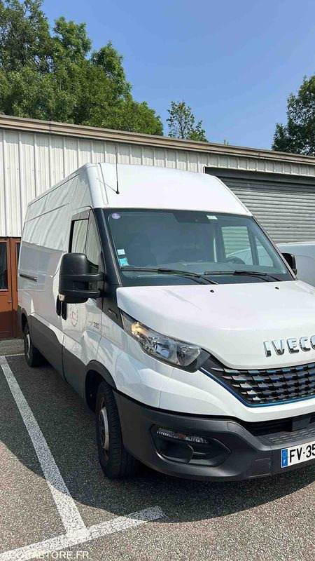 FOURGON Iveco 2020 - Товарен бус: снимка 1 FOURGON Iveco 2020 - Товарен бус: снимка 1