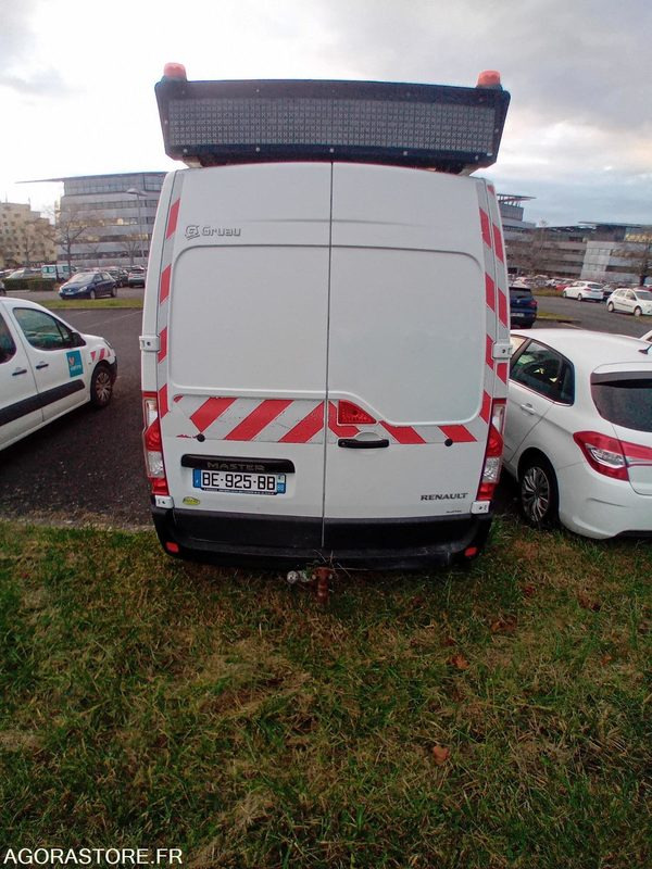 FOURGON RENAULT MASTER TOLE DIESEL - Товарен бус: снимка 5 FOURGON RENAULT MASTER TOLE DIESEL - Товарен бус: снимка 5