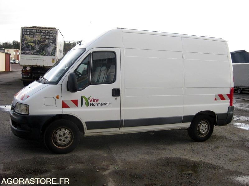 Fiat Ducato - Товарен бус: снимка 2 Fiat Ducato - Товарен бус: снимка 2