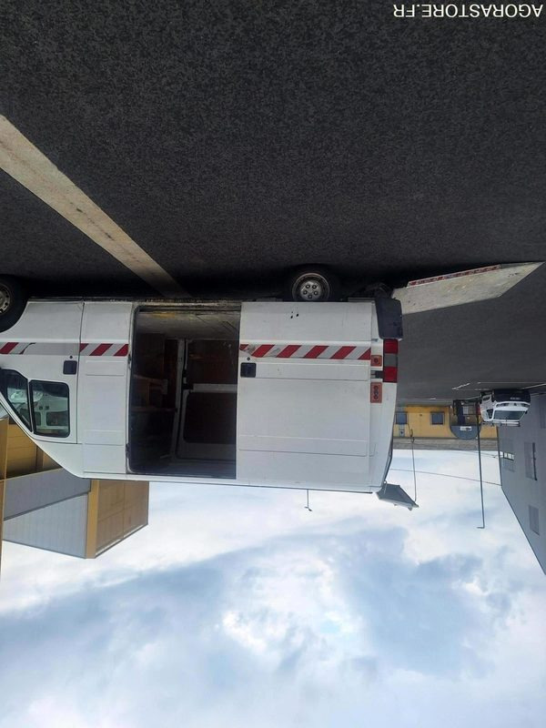 Fiat Ducato Hayon - 2000 - 128593KMS - Товарен бус: снимка 3 Fiat Ducato Hayon - 2000 - 128593KMS - Товарен бус: снимка 3