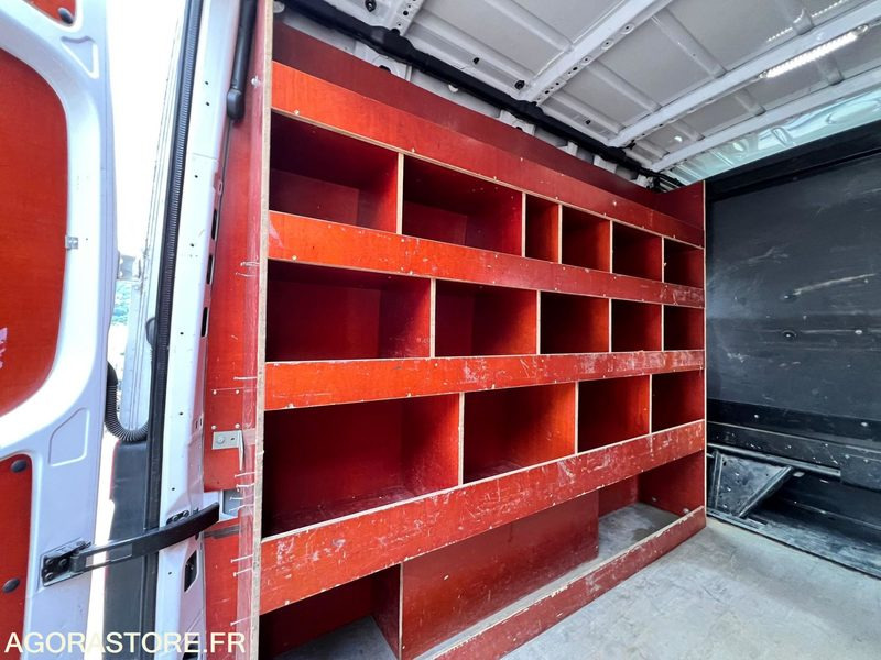 Fourgon Mercedes-Benz SPRINTER 2 V6 3L 190cv - 2014 - 143500Kms - Товарен бус: снимка 4 Fourgon Mercedes-Benz SPRINTER 2 V6 3L 190cv - 2014 - 143500Kms - Товарен бус: снимка 4