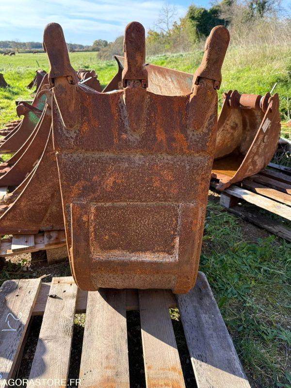 Godet 400mm Morin 2 - Кофа за Строителна техника: снимка 2 Godet 400mm Morin 2 - Кофа за Строителна техника: снимка 2