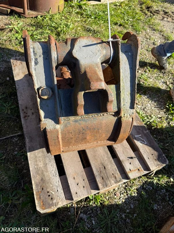 Godet 400mm Morin 2 - Кофа за Строителна техника: снимка 5 Godet 400mm Morin 2 - Кофа за Строителна техника: снимка 5