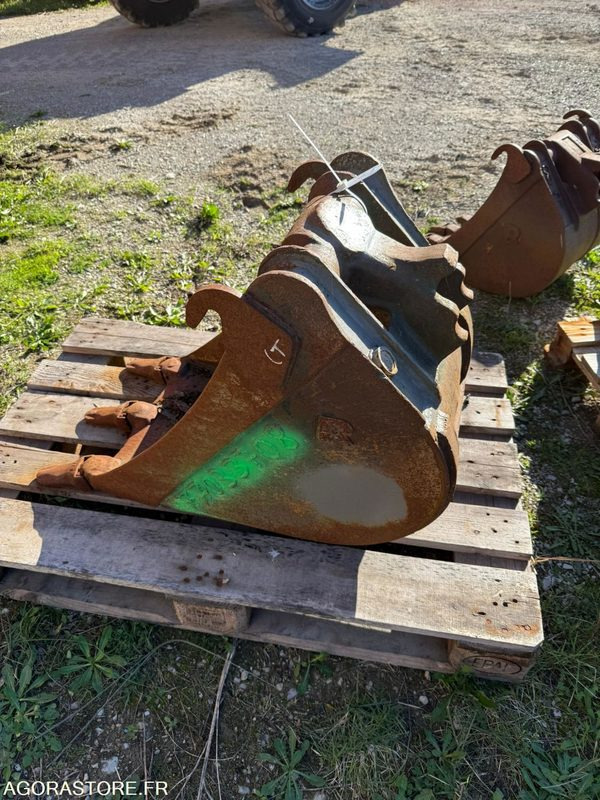 Godet 400mm Morin 2 - Кофа за Строителна техника: снимка 4 Godet 400mm Morin 2 - Кофа за Строителна техника: снимка 4