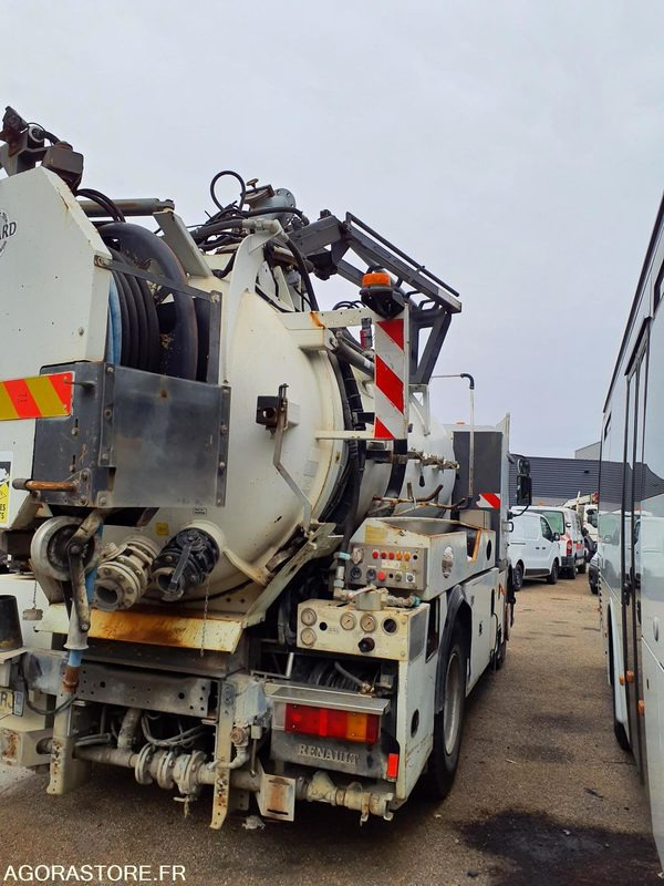 HYDROCUREUR 19T RIVARD - 2004 / 262 122 KM - Каналопочистваща машина: снимка 3 HYDROCUREUR 19T RIVARD - 2004 / 262 122 KM - Каналопочистваща машина: снимка 3