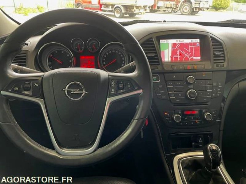 Комби INSIGNIA SPORT TOURER COSMO PAXK 2.0 CDTI 160cv - 08/2013 - 119000 KM: снимка 6