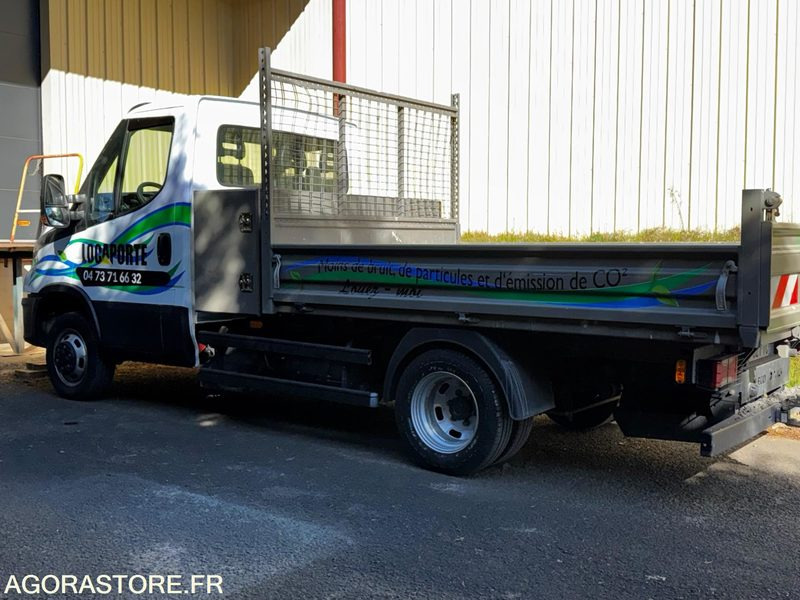 IVECO BENNE - 2020 - 35 700km - Бус самосвал: снимка 1 IVECO BENNE - 2020 - 35 700km - Бус самосвал: снимка 1