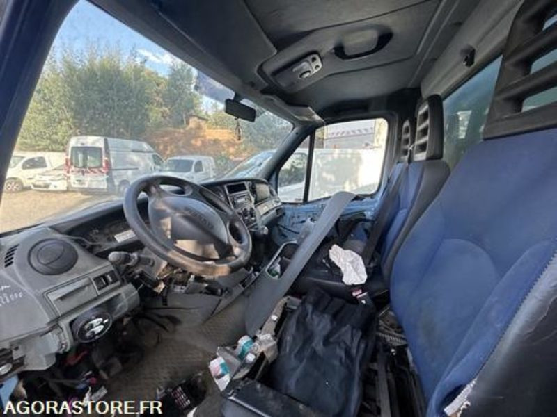 IVECO DAILY - 2009 - 142112KM - AB251ZN - Товарен бус: снимка 5 IVECO DAILY - 2009 - 142112KM - AB251ZN - Товарен бус: снимка 5