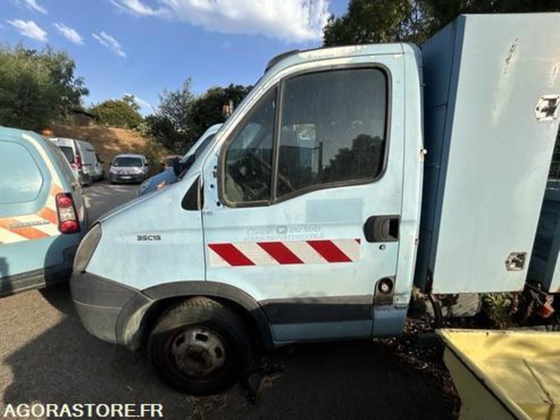 IVECO DAILY - 2010 - 156734KM - AN595DJ - Товарен бус: снимка 5 IVECO DAILY - 2010 - 156734KM - AN595DJ - Товарен бус: снимка 5