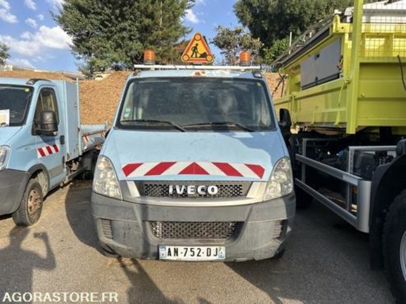 IVECO DAILY - 2010 - 201462KM - AN752DJ - Товарен бус: снимка 1 IVECO DAILY - 2010 - 201462KM - AN752DJ - Товарен бус: снимка 1
