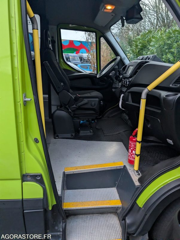IVECO DAILY - 2015 - Микробус, Пътнически бус: снимка 2 IVECO DAILY - 2015 - Микробус, Пътнически бус: снимка 2
