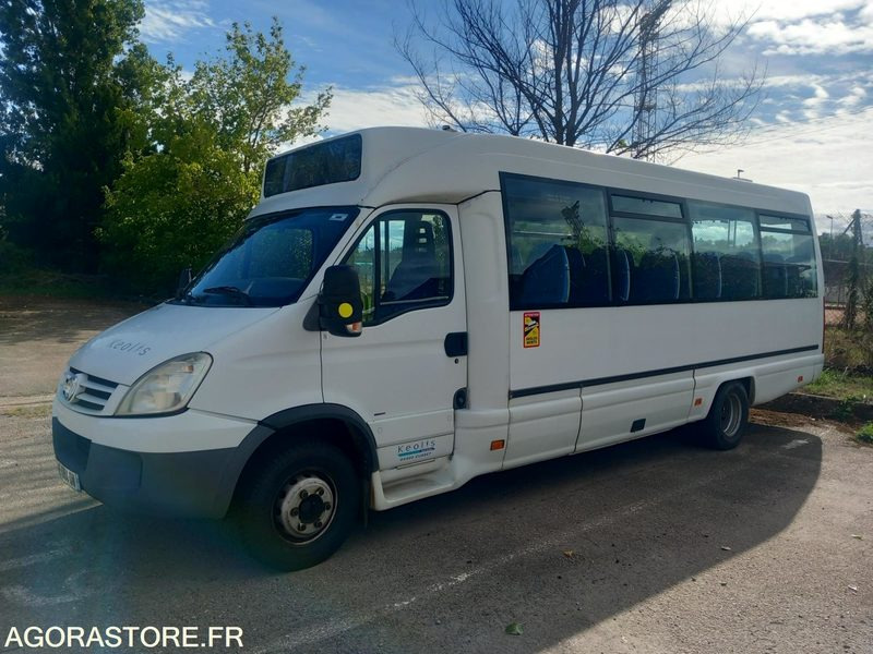 IVECO DAILY N°092054 - Микробус, Пътнически бус: снимка 2 IVECO DAILY N°092054 - Микробус, Пътнически бус: снимка 2