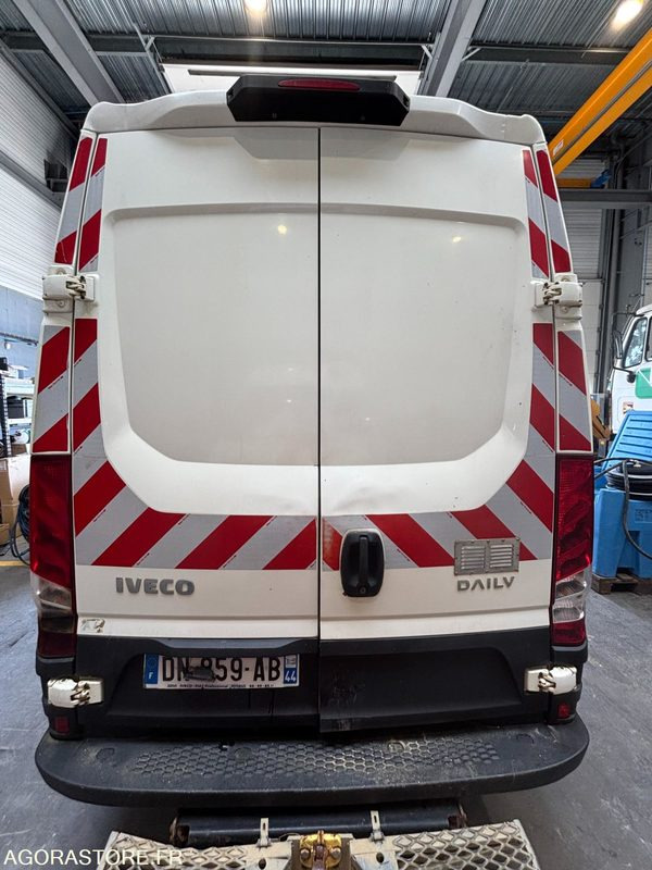 IVECO Daily 35C13 -  2015 / 277922 KM (GTM17063) - Товарен бус: снимка 2 IVECO Daily 35C13 -  2015 / 277922 KM (GTM17063) - Товарен бус: снимка 2