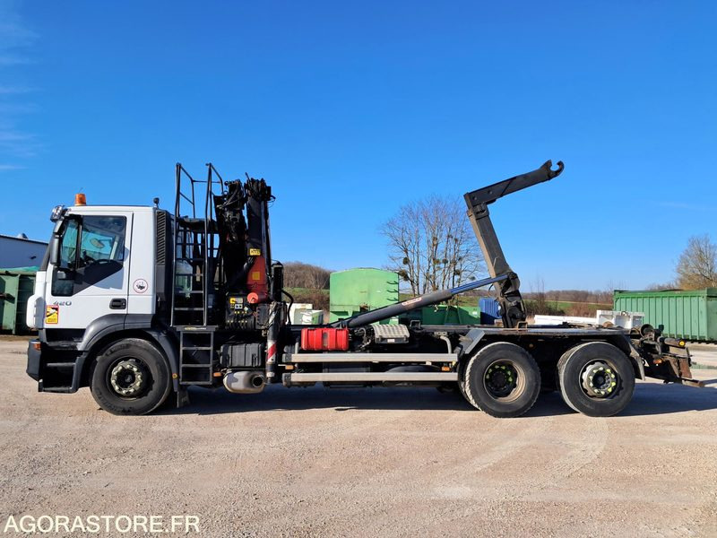 IVECO GRUE AMPLIROLL 559000 kms 2009 - Мултилифт с кука камион: снимка 3 IVECO GRUE AMPLIROLL 559000 kms 2009 - Мултилифт с кука камион: снимка 3