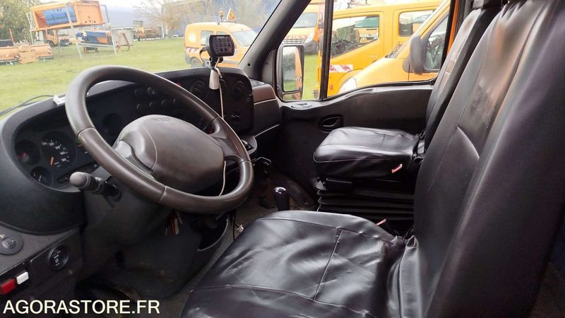 Iveco 35S12 - 2006 - 317864km - 598BRV31 - Бус самосвал: снимка 5 Iveco 35S12 - 2006 - 317864km - 598BRV31 - Бус самосвал: снимка 5