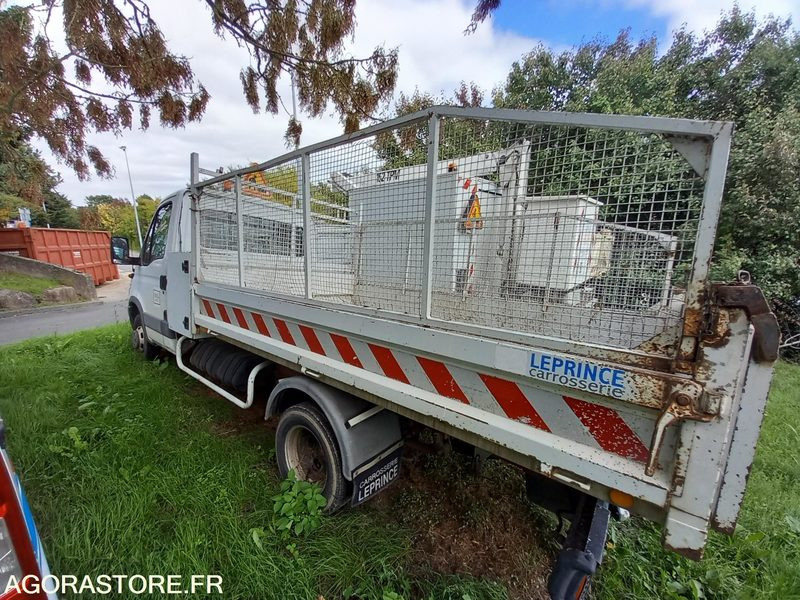 Iveco Daily - DL928JK - Товарен бус: снимка 3 Iveco Daily - DL928JK - Товарен бус: снимка 3