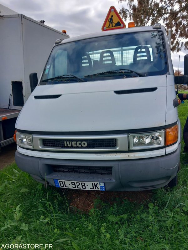 Iveco Daily - DL928JK - Товарен бус: снимка 1 Iveco Daily - DL928JK - Товарен бус: снимка 1
