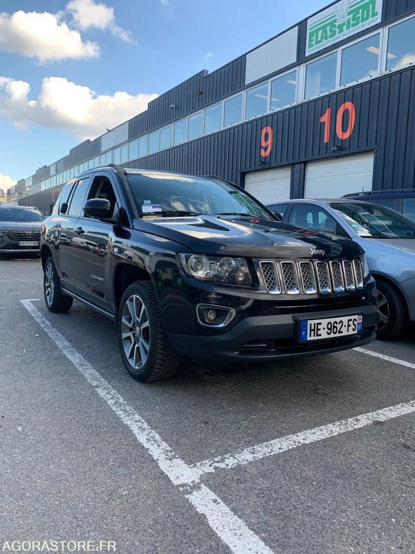 JEEP COMPASS LIMITED 2014 102852KM - Джип: снимка 2 JEEP COMPASS LIMITED 2014 102852KM - Джип: снимка 2