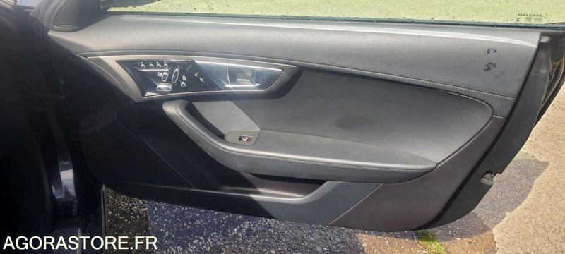 Лек автомобил Jaguar F-Type - 2014 - 101000km: снимка 9