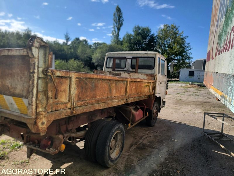 CAMION-BENNE-RENAULT-JK75-1986/181289 KM - Камион: снимка 4 CAMION-BENNE-RENAULT-JK75-1986/181289 KM - Камион: снимка 4
