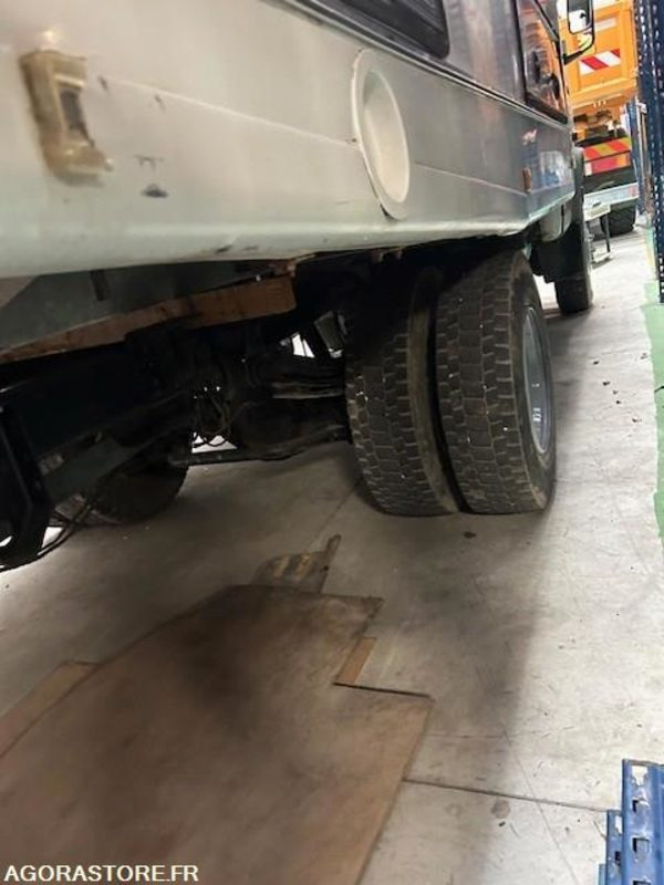 CAMION MERCEDES 814D 4X4 1993 324500 KM - Камион: снимка 4 CAMION MERCEDES 814D 4X4 1993 324500 KM - Камион: снимка 4