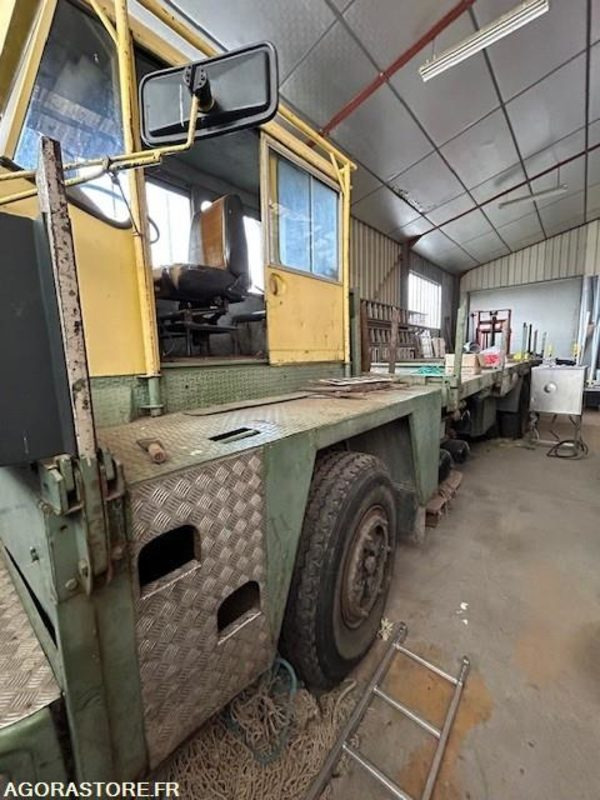 CAMION UNIC - 1974 / 82262 KM - Камион: снимка 1 CAMION UNIC - 1974 / 82262 KM - Камион: снимка 1