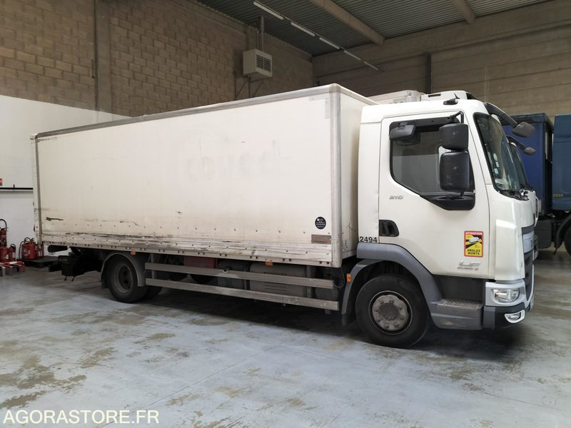 DAF - LF 210 - 2016 / 221845 KM (2494) - Камион: снимка 1 DAF - LF 210 - 2016 / 221845 KM (2494) - Камион: снимка 1