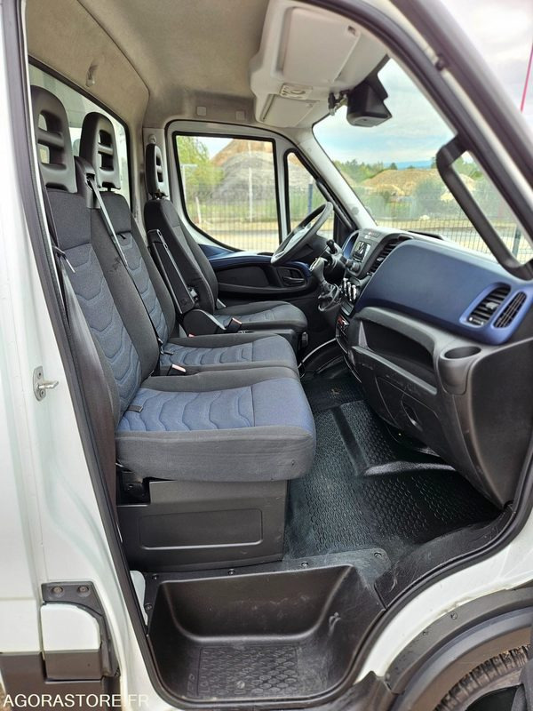 Камион IVECO DAILY 72C21 PORTE VIANDE FRIGORIFIQUE - 2017 - 360 000KM: снимка 9