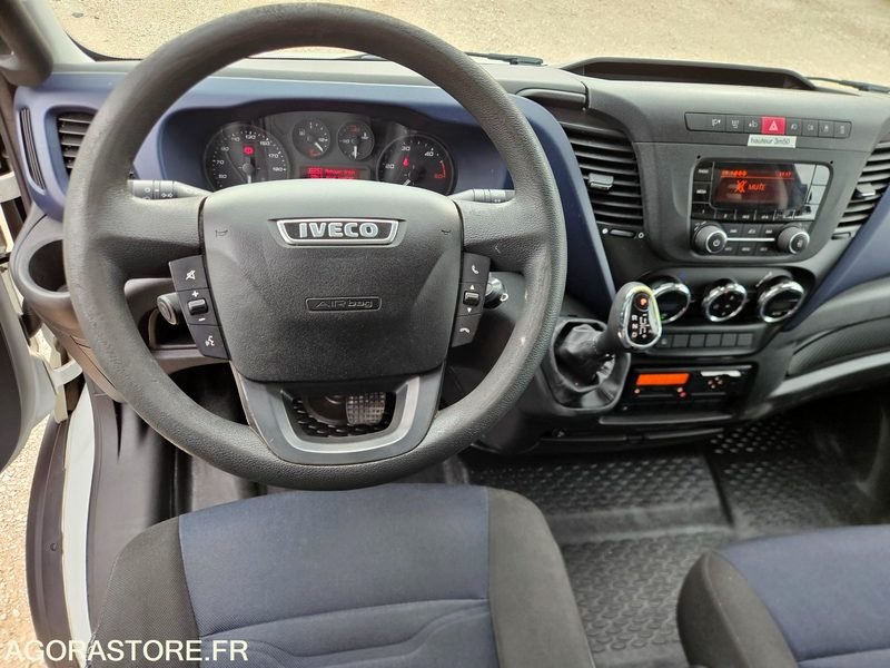 Камион IVECO DAILY 72C21 PORTE VIANDE FRIGORIFIQUE - 2017 - 360 000KM: снимка 8