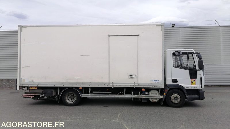 IVECO EUROCARGO - 100E18 - 2013 - 121 009 KM - Камион: снимка 3 IVECO EUROCARGO - 100E18 - 2013 - 121 009 KM - Камион: снимка 3
