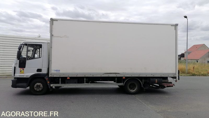 IVECO EUROCARGO - 100E18 - 2013 - 121 009 KM - Камион: снимка 5 IVECO EUROCARGO - 100E18 - 2013 - 121 009 KM - Камион: снимка 5