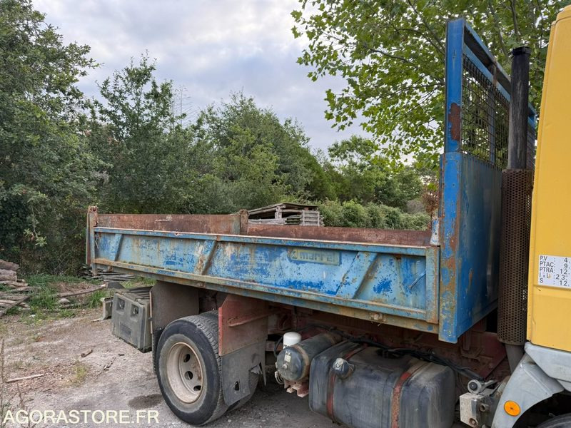 IVECO EuroCargo Tector 90e18 de 2002 roulant CT expiré - Камион: снимка 3 IVECO EuroCargo Tector 90e18 de 2002 roulant CT expiré - Камион: снимка 3