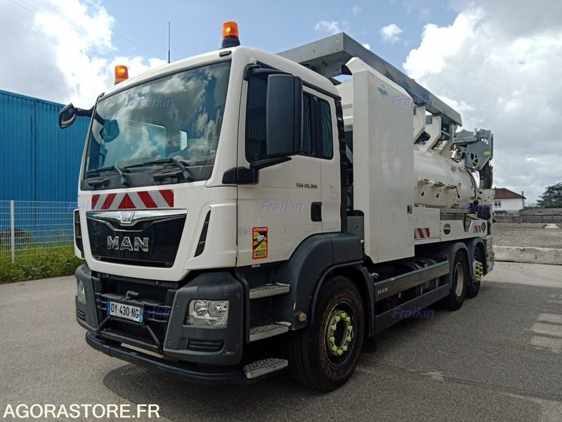MAN HYDROCUREUR TGS 26.360 6X2-2 / DY430NG / 2015 / 149950 kms - Камион: снимка 2 MAN HYDROCUREUR TGS 26.360 6X2-2 / DY430NG / 2015 / 149950 kms - Камион: снимка 2